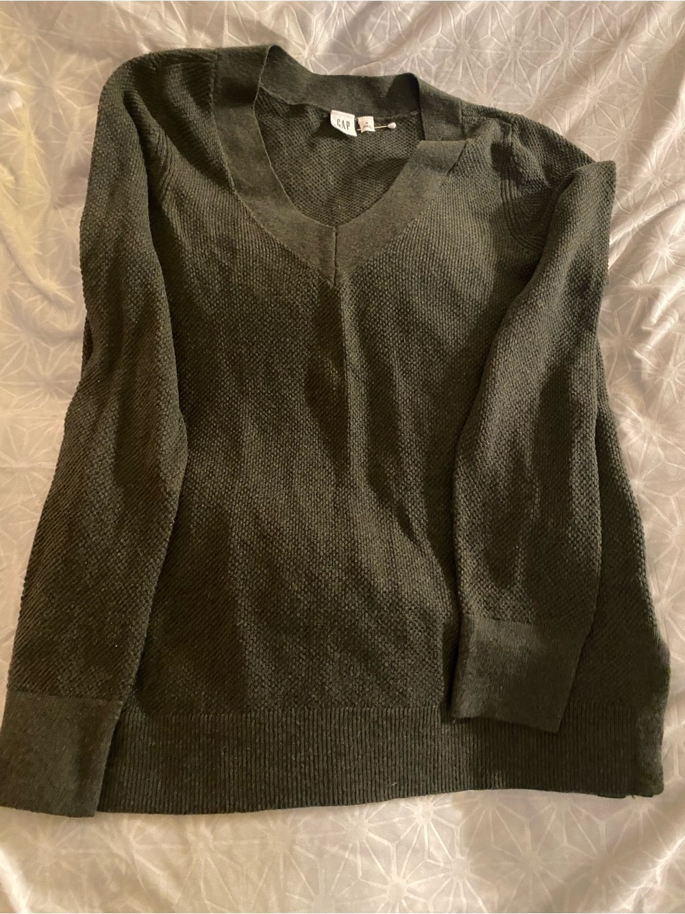 GAP Men's Forest Green V-Neck Sweater